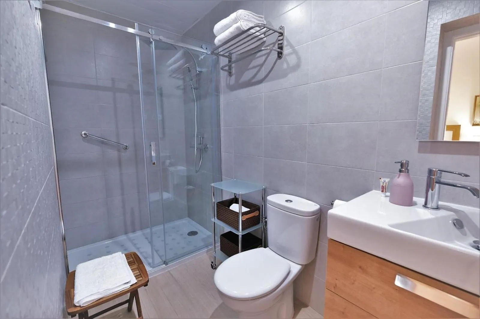 Apartamento San Bernardo - Kainga Homes Seville 0*,  Spain